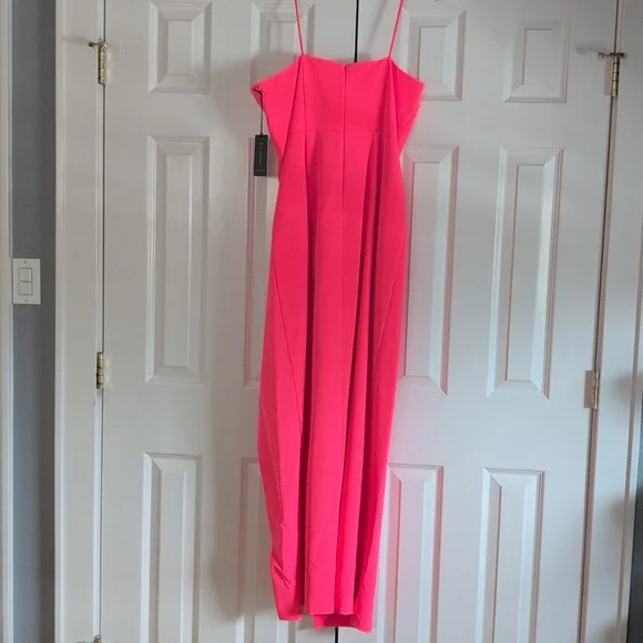 Liv Foster Sleeveless Crepe Gown - Picture 11 of 16